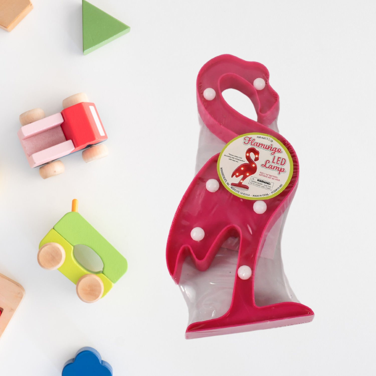 Wukusy 3D LED night light table lamp, battery-operated decorative nursery or bedroom wall light, perfect for parties and celebrations.