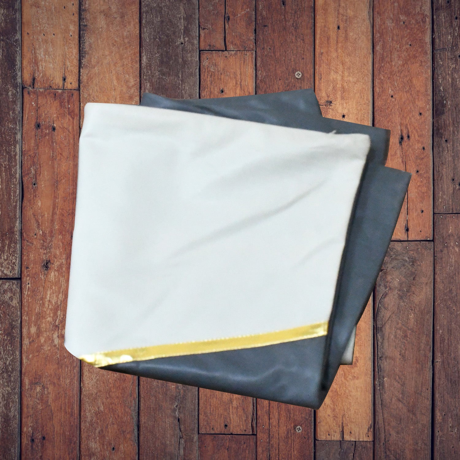 Soft Wukusy pillow cover for couch, 60x60 cm, made of comfortable fabric, perfect for home improvement and decorative pillows.