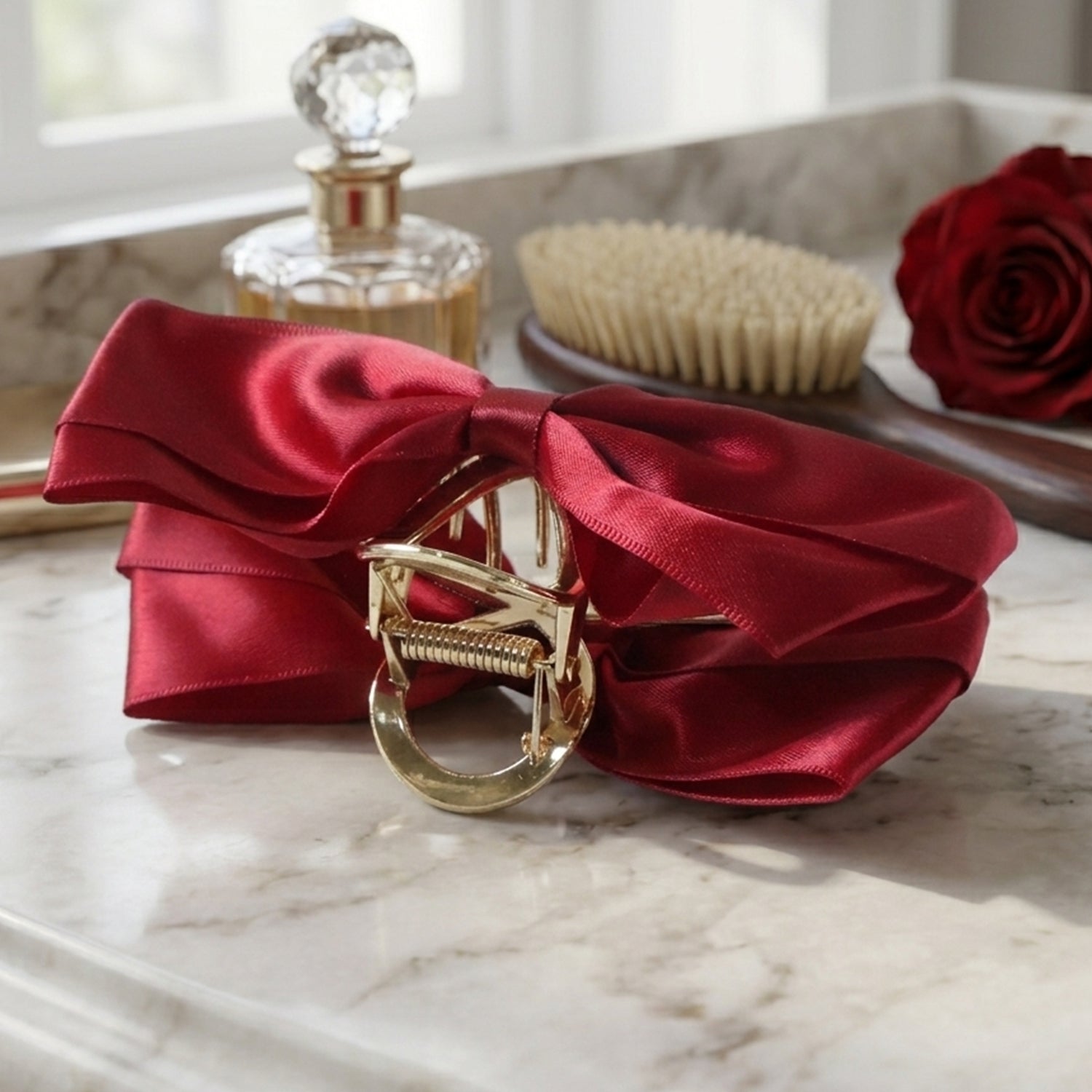 Wukusy elegant satin bow hair claw clip for women, showcasing a stylish satin bow design on a black hair claw accessory