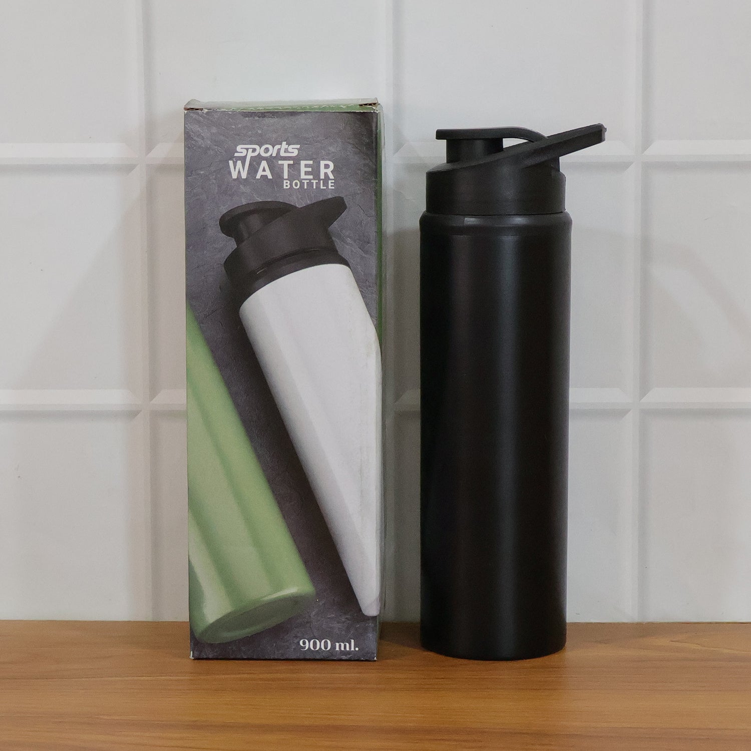 Wukusy premium stainless steel sports water bottle with flip top lid, 900 ml capacity, showcasing a sleek design and durable construction.