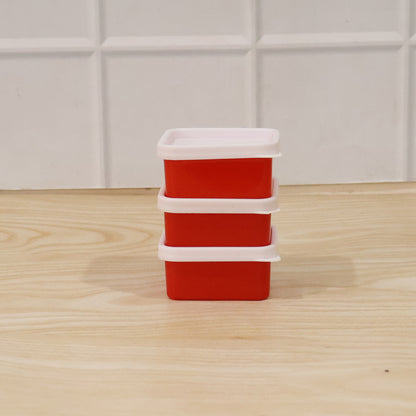 Set of three Wukusy mini plastic food storage containers with lids, ideal for small snacks and leftovers.