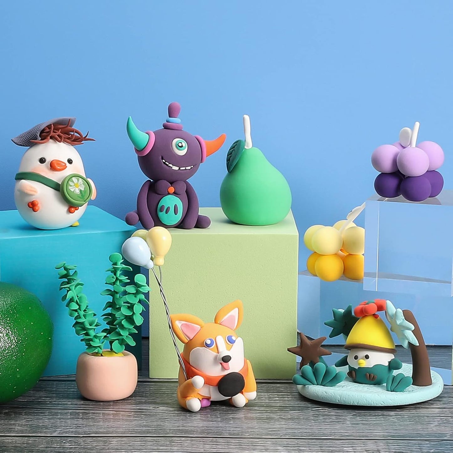 Kids Wukusy 12-color antibacterial super clay set for creative play, showing vibrant clay balls and packaging.