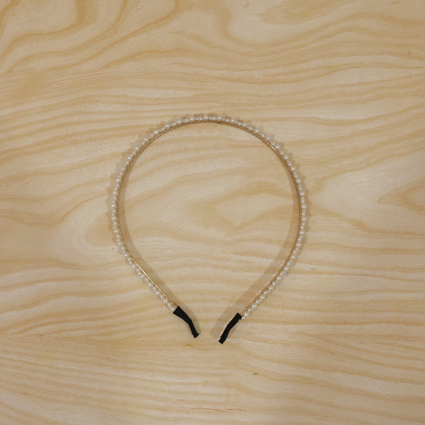 Wukusy double layer pearl hairband for girls, stylish headband with elegant pearl details, perfect for special occasions.