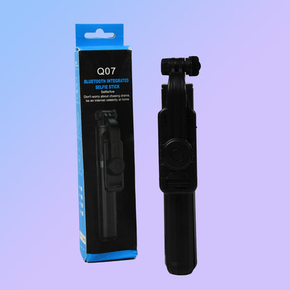 Wukusy 6401 Bluetooth selfie stick and portable phone tripod stand for mobile phones, black compact mobile accessories.