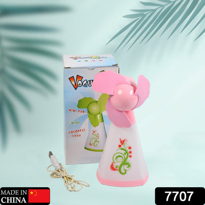 Wukusy 7712 cute bright color desktop USB mini fan, compact battery-operated fan for home or office use, battery not included