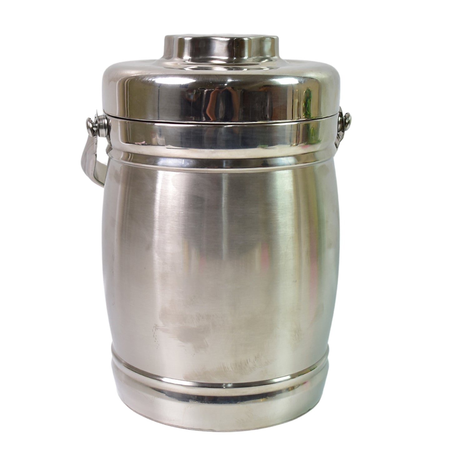 Wukusy stainless steel insulated lunch box with double vacuum layer, 2.2L capacity, designed for kitchen use and portable meal storage