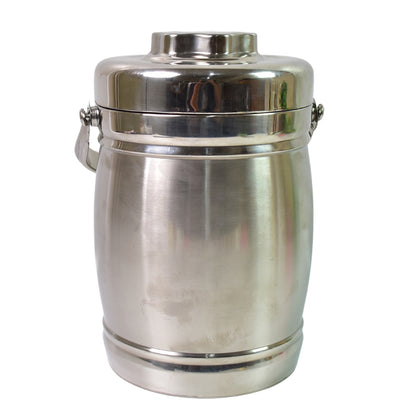 Wukusy stainless steel insulated lunch box with double vacuum layer, 2.2L capacity, designed for kitchen use and portable meal storage