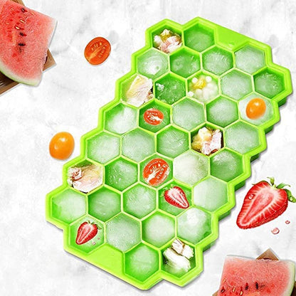 Wukusy Face Icer Roller with honeycomb ice tray, 2-piece set for cooling and soothing skin, shown with the ice tray and roller.