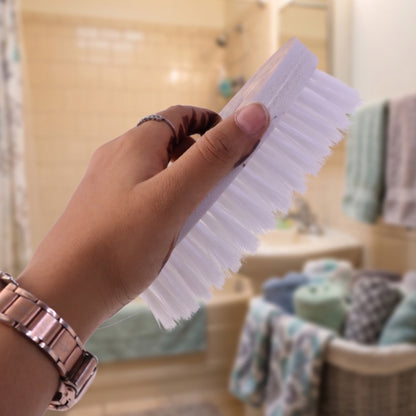 Wukusy diamond cloth washing brush with sturdy handle and bristles, ideal for cleaning clothes and household surfaces.