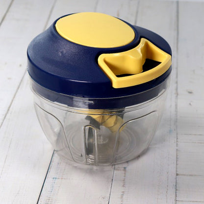 Wukusy 0089 vegetable and fruit chopper with four blades, 650ml capacity, for effortless kitchen chopping tasks.