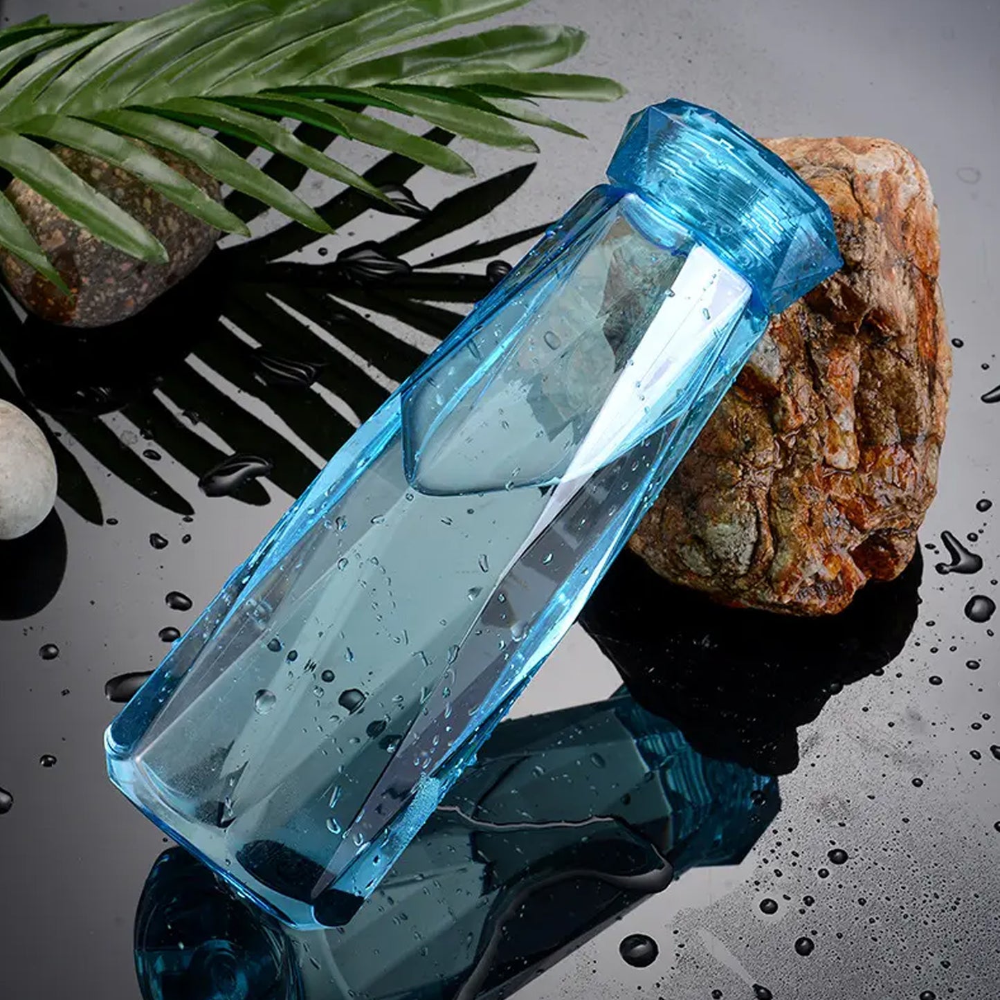Wukusy 5213 glass fridge water bottle with plastic cap and two water glasses for home kitchen use