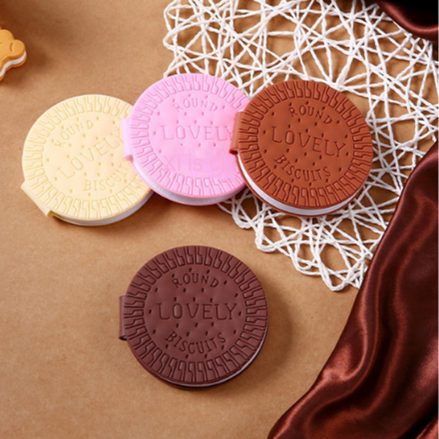Wukusy 4144 round chocolate-scented diary notebook with chocolate-themed cover, ideal for writing practice and early learning.