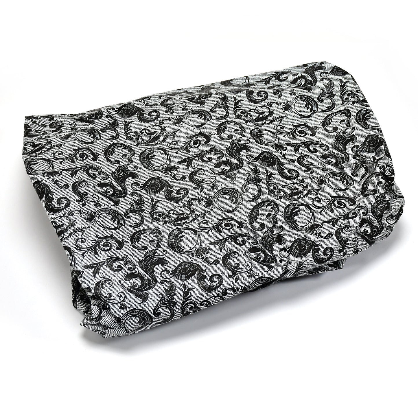 Wukusy 7207 stretchable AC cover protecting against dust, insects, and corrosion, suitable for winter, in a home improvement setting.