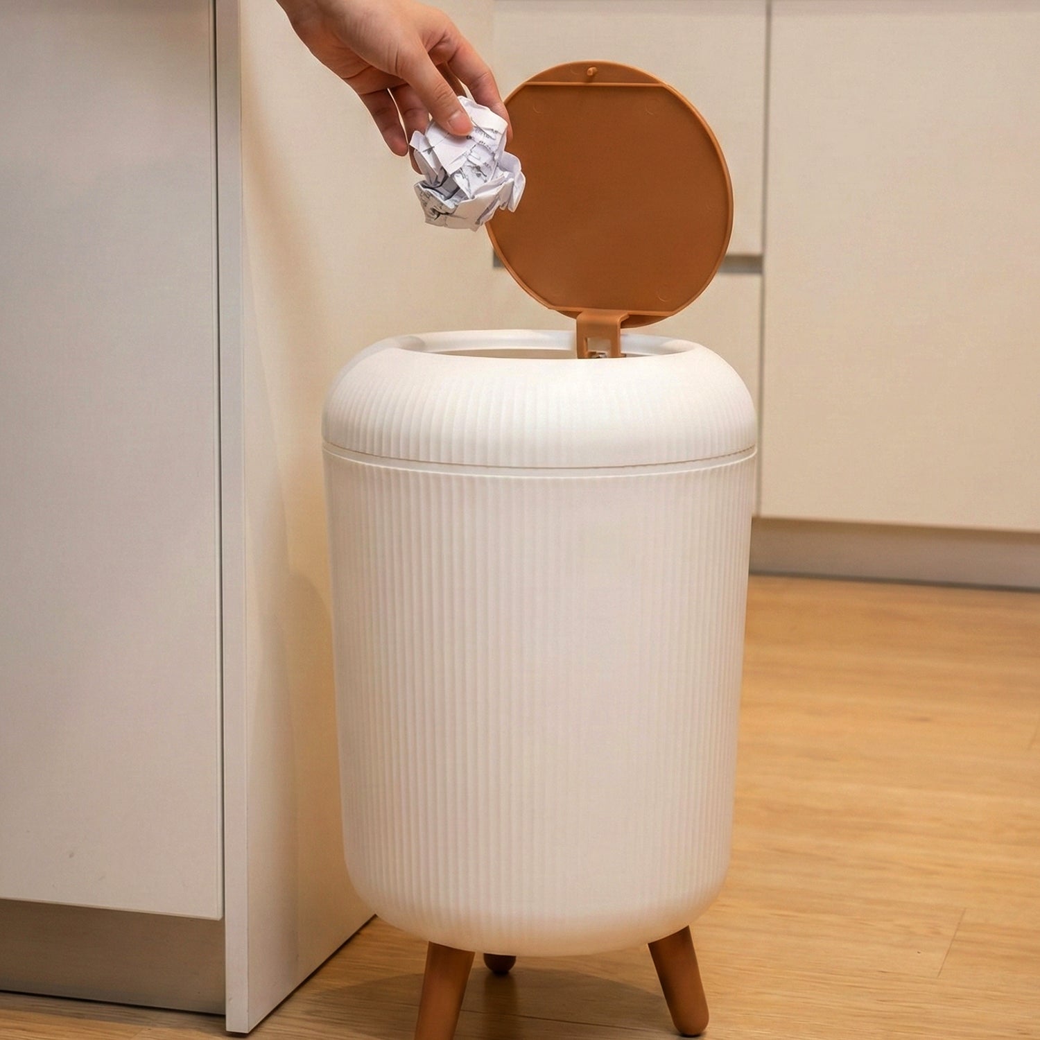 Wukusy premium stylish mini dustbin, 22x30 cm, compact waste bin for home or office use, black plastic with smooth finish.
