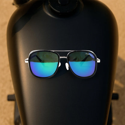 Wukusy travel sunglasses protection kit includes cleaning cloth, case, and lens cleaner for maintaining sunglasses.