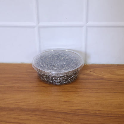 Wukusy stainless steel kitchen scrubber, 25g, durable and versatile cleaning tool with metal bristles for dishes and cookware.