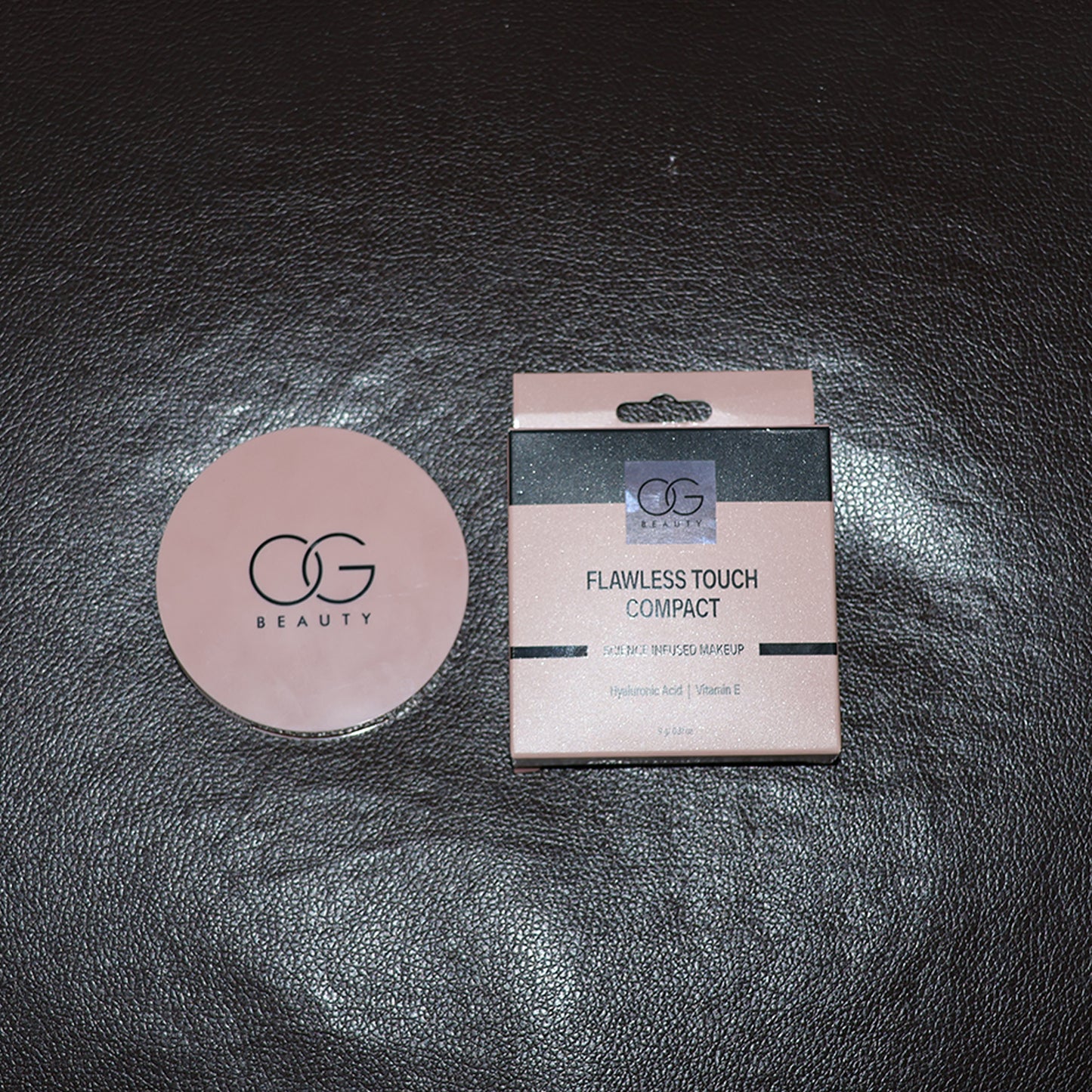 Wukusy Og Beauty Frappe Flawless Touch Compact Powder in 9g, featuring a sleek compact design for a smooth, flawless finish.