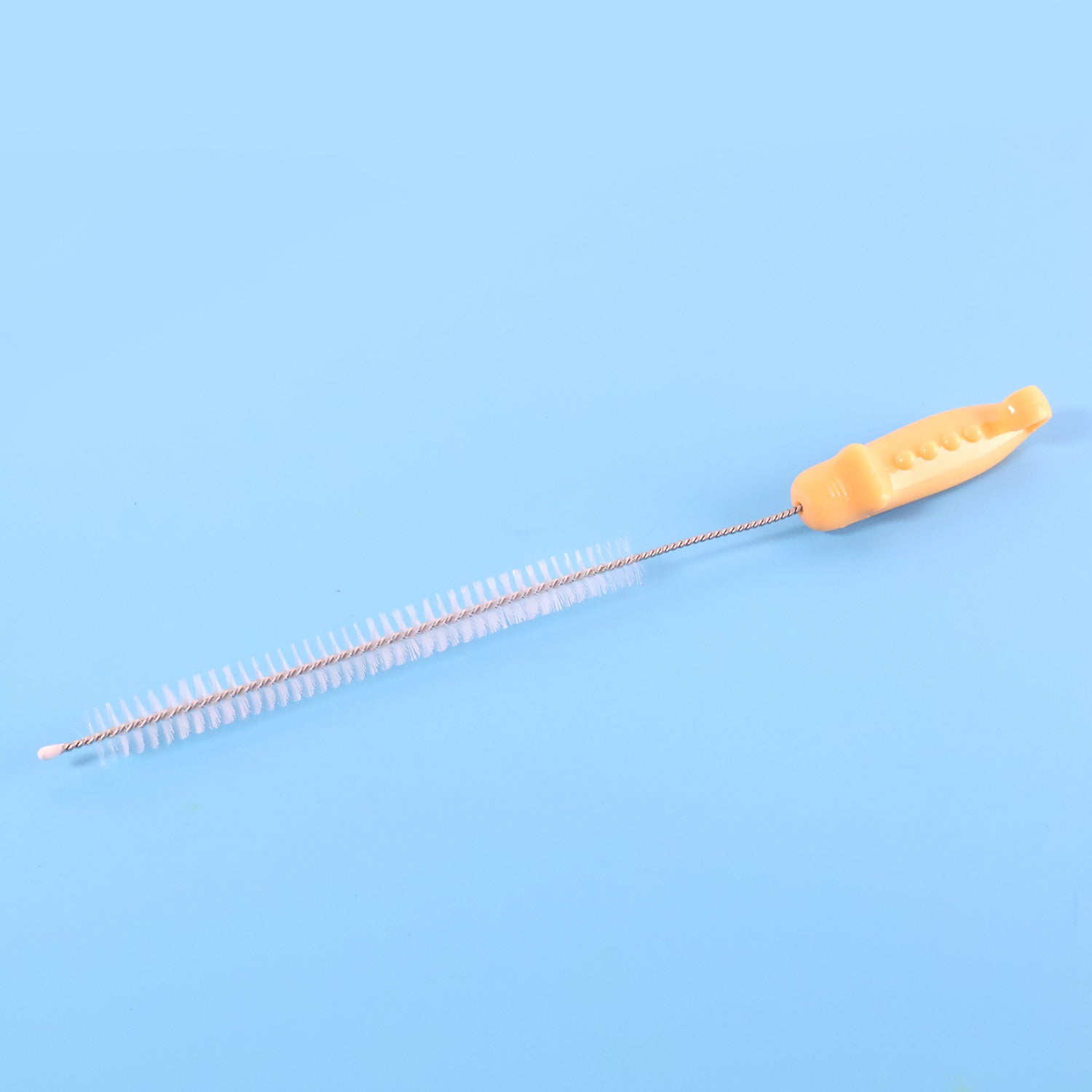 Wukusy bottle spout cleaning brush with ergonomic handle, 22 cm long, designed for thorough cleaning of bottles and narrow openings.