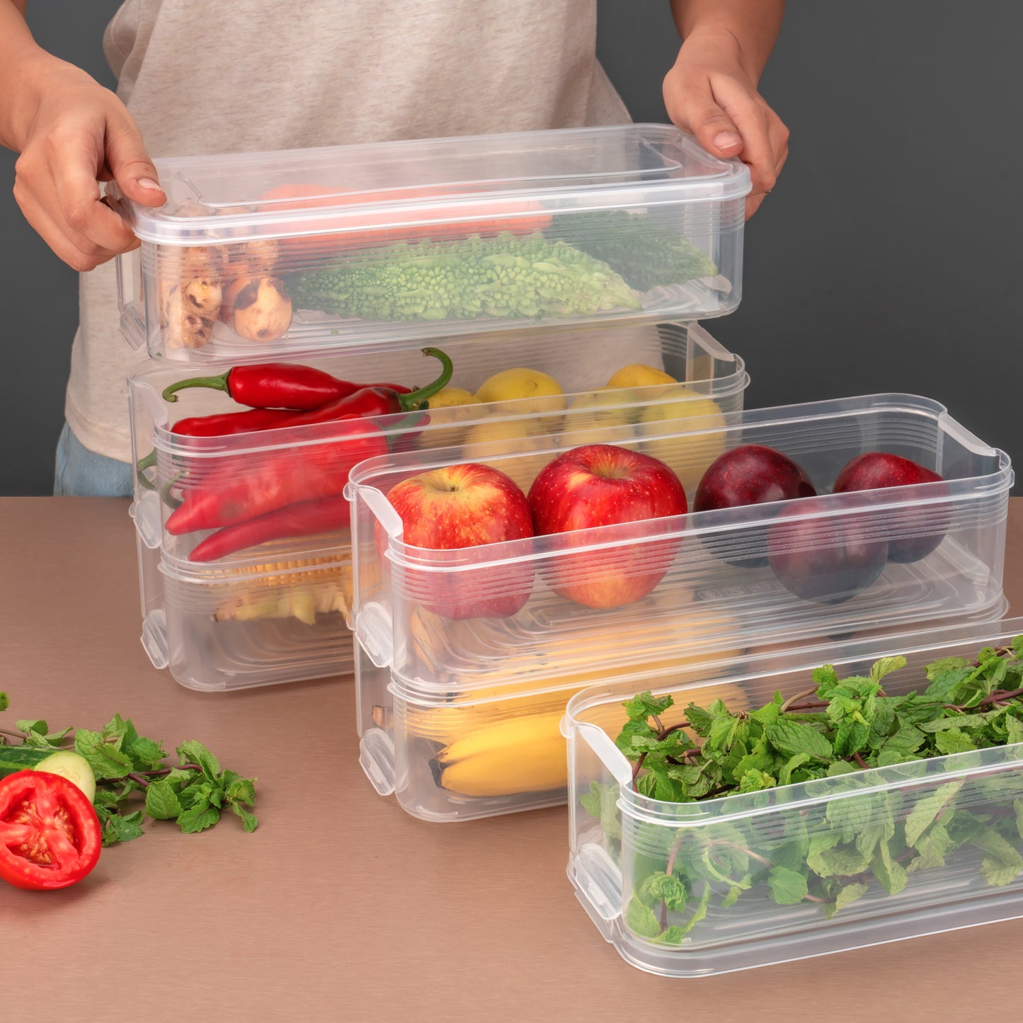 Wukusy 5595 3-pack plastic fridge storage containers with lids, 1500ml, for fruits, vegetables, meat, and fish organization.