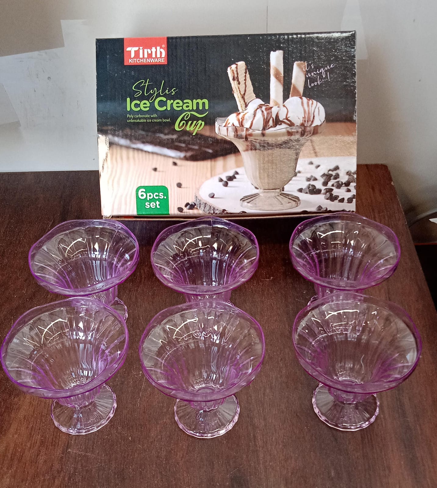 Set of six Wukusy crystal plastic ice-cream bowls for serving sundaes, desserts, snacks, fruit, pudding, or dips in home and kitchen use.