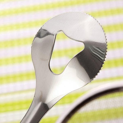 Wukusy 2-in-1 stainless steel filter spoon with clip, a versatile kitchen tool for frying and food handling.