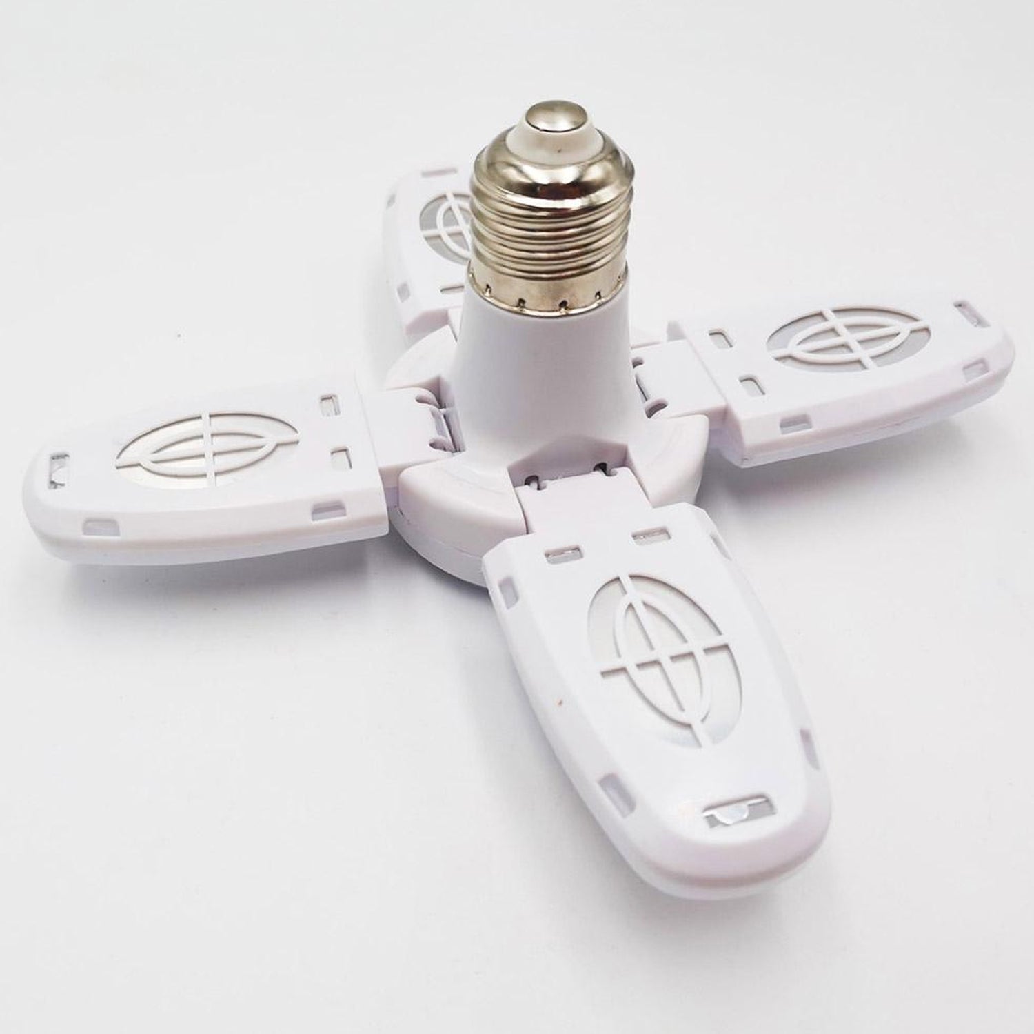 Wukusy 6179 Fan Blade LED Bulb 28V foldable fan bulb in home decor setting, showcasing its blade design and compact form.