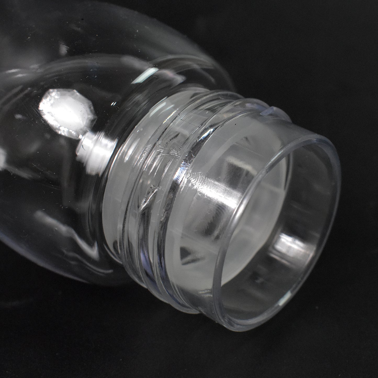 Wukusy transparent travel water bottle with carry strap, 280ml, made of durable plastic, suitable for home and outdoor use