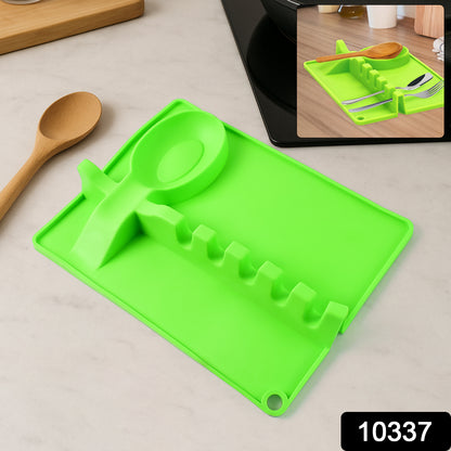 Wukusy 4-slots silicone multifunctional spoon holder and fork spatula rack for kitchen countertop organization.