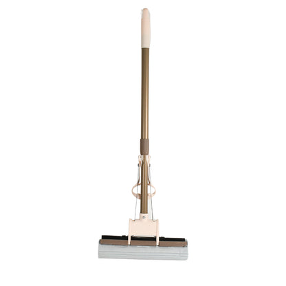 Wukusy Miracle-mop with super absorbent sponge head and self-cleaning feature for efficient home cleaning.