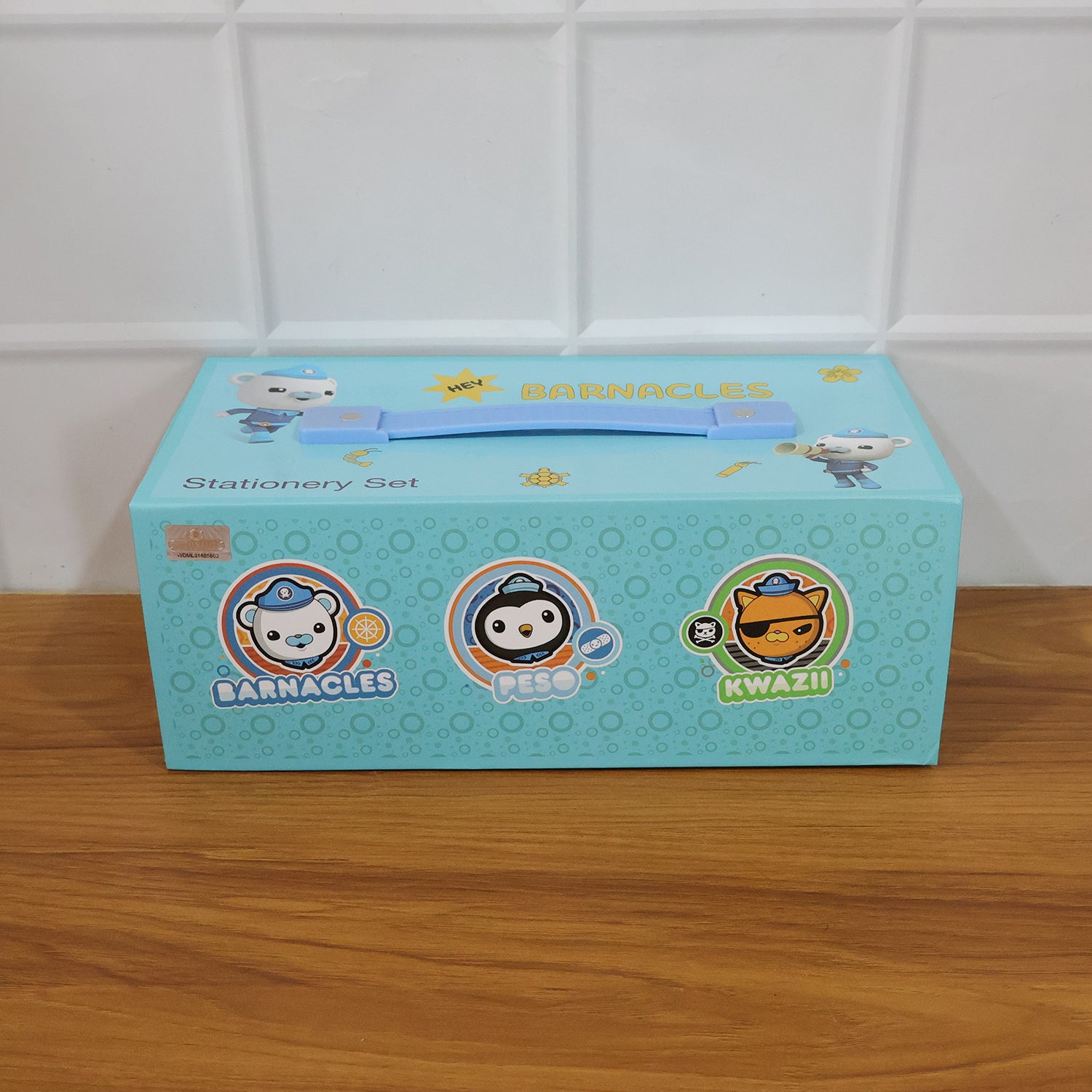 Wukusy drawing kit box for kids with colorful drawing tools and art supplies in a compact storage box.