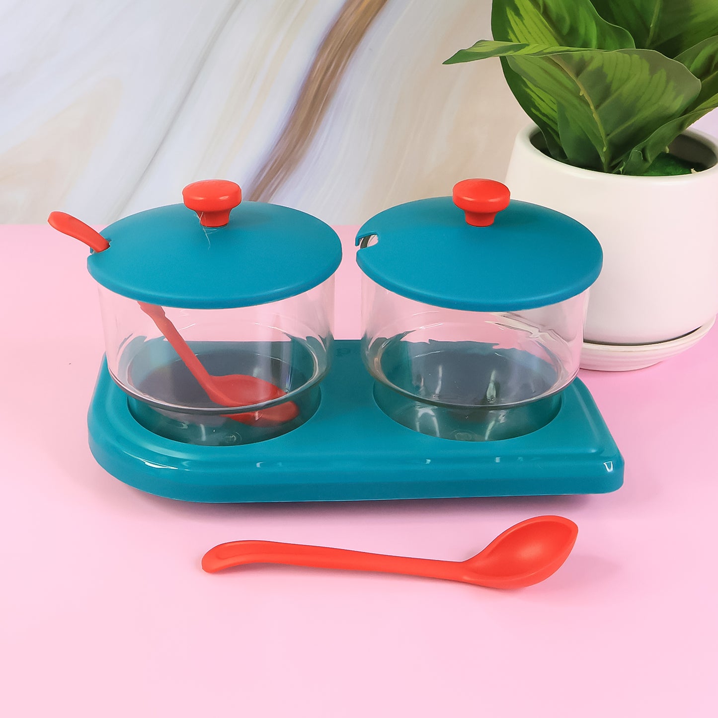 Wukusy Supermom Storewell 2-piece spice and condiment container set for kitchen storage, with clear lids and compact design.