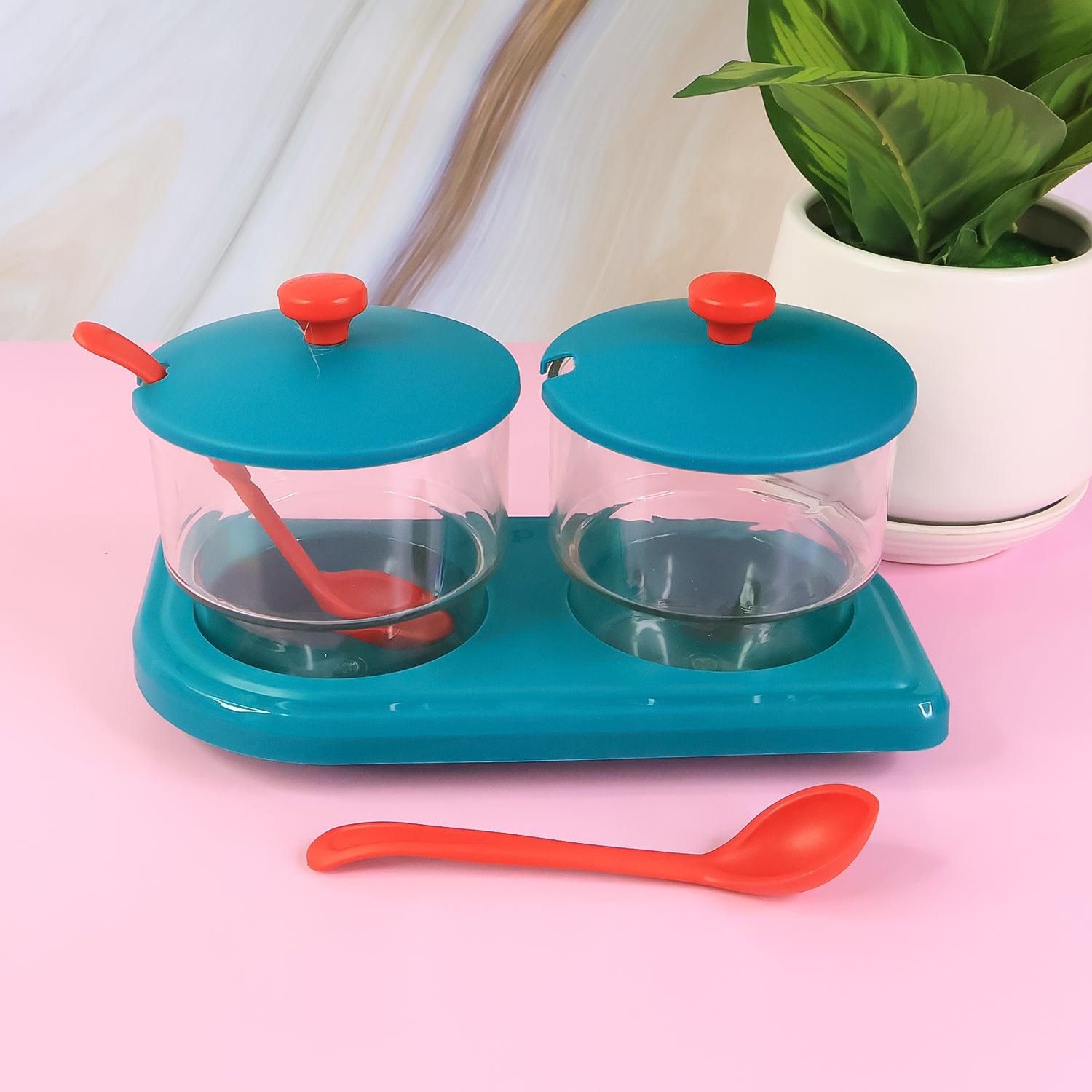Wukusy Supermom Storewell 2-piece spice and condiment container set for kitchen storage, with clear lids and compact design.