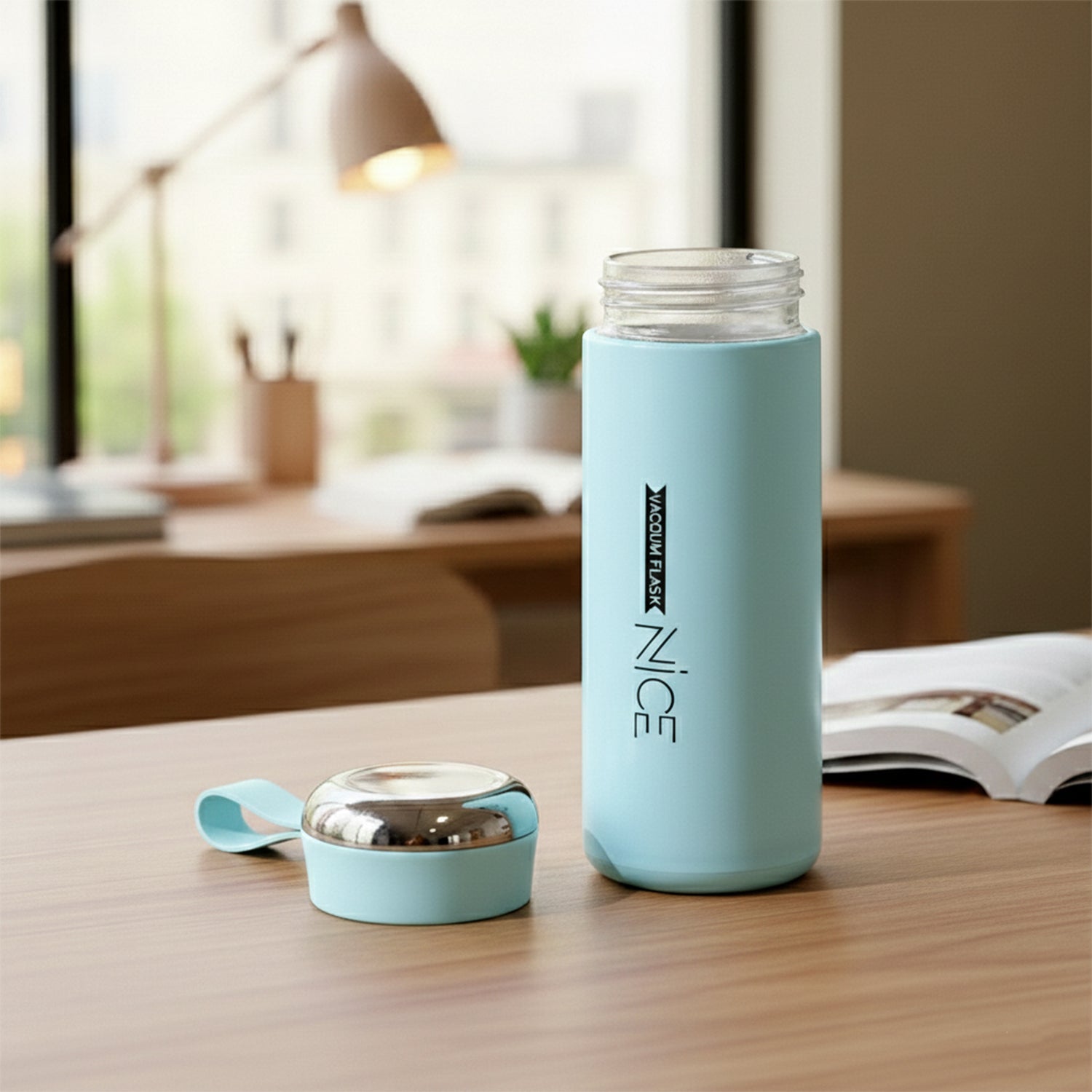 Wukusy leak-proof glass water bottle with a clear body and leak-proof lid, perfect for on-the-go hydration.