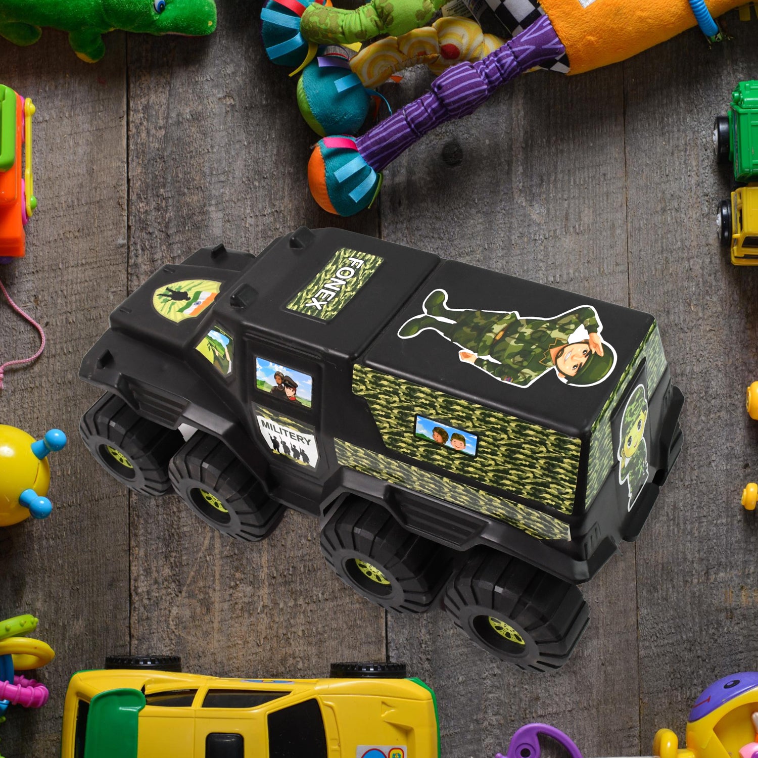 Wukusy big military 8-wheel plastic toy car with detailed military design, suitable for children’s play and imaginative adventures.