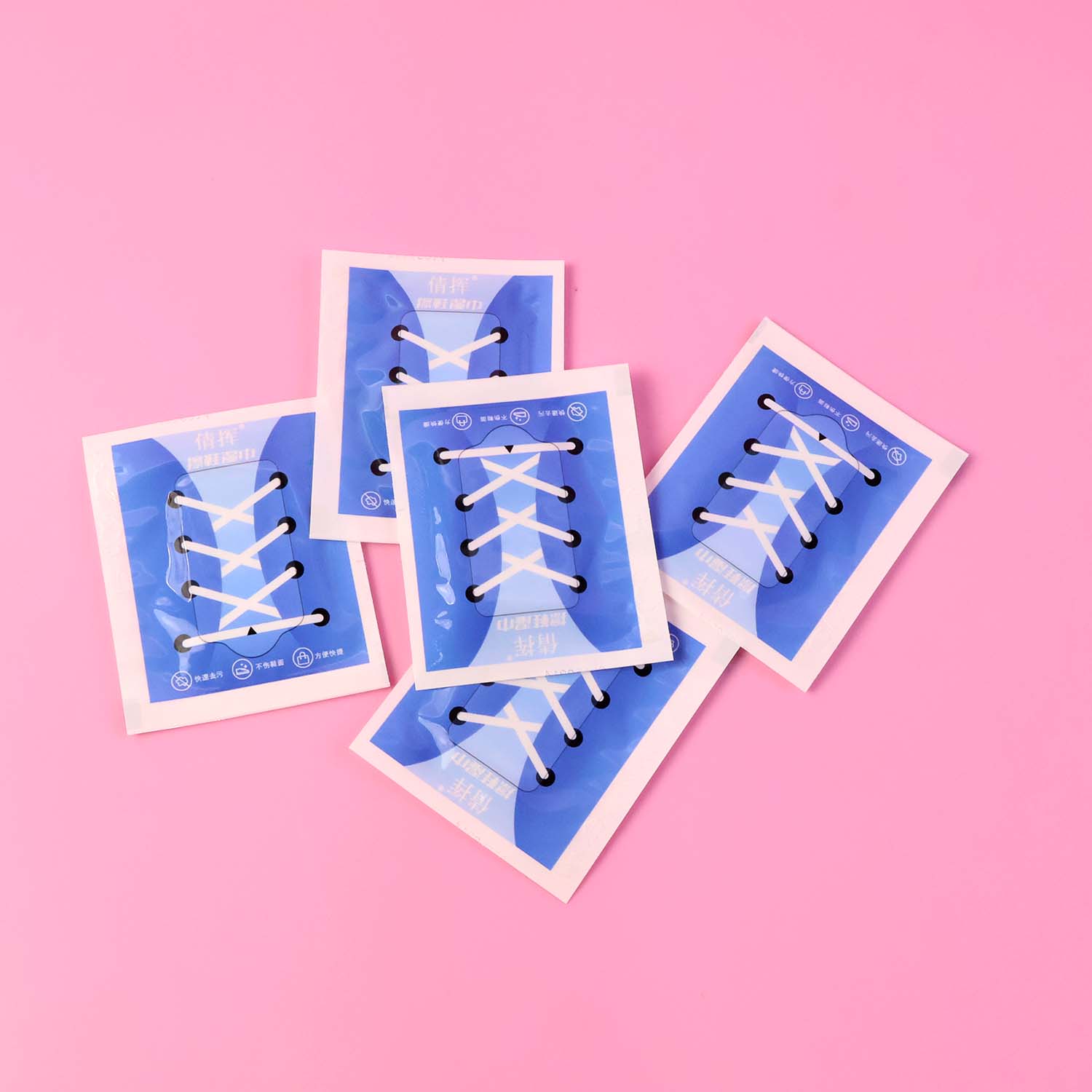 Wukusy premium shoe cleaning wipes in a 30-pack, shown with open pack and wipes ready for use on footwear.