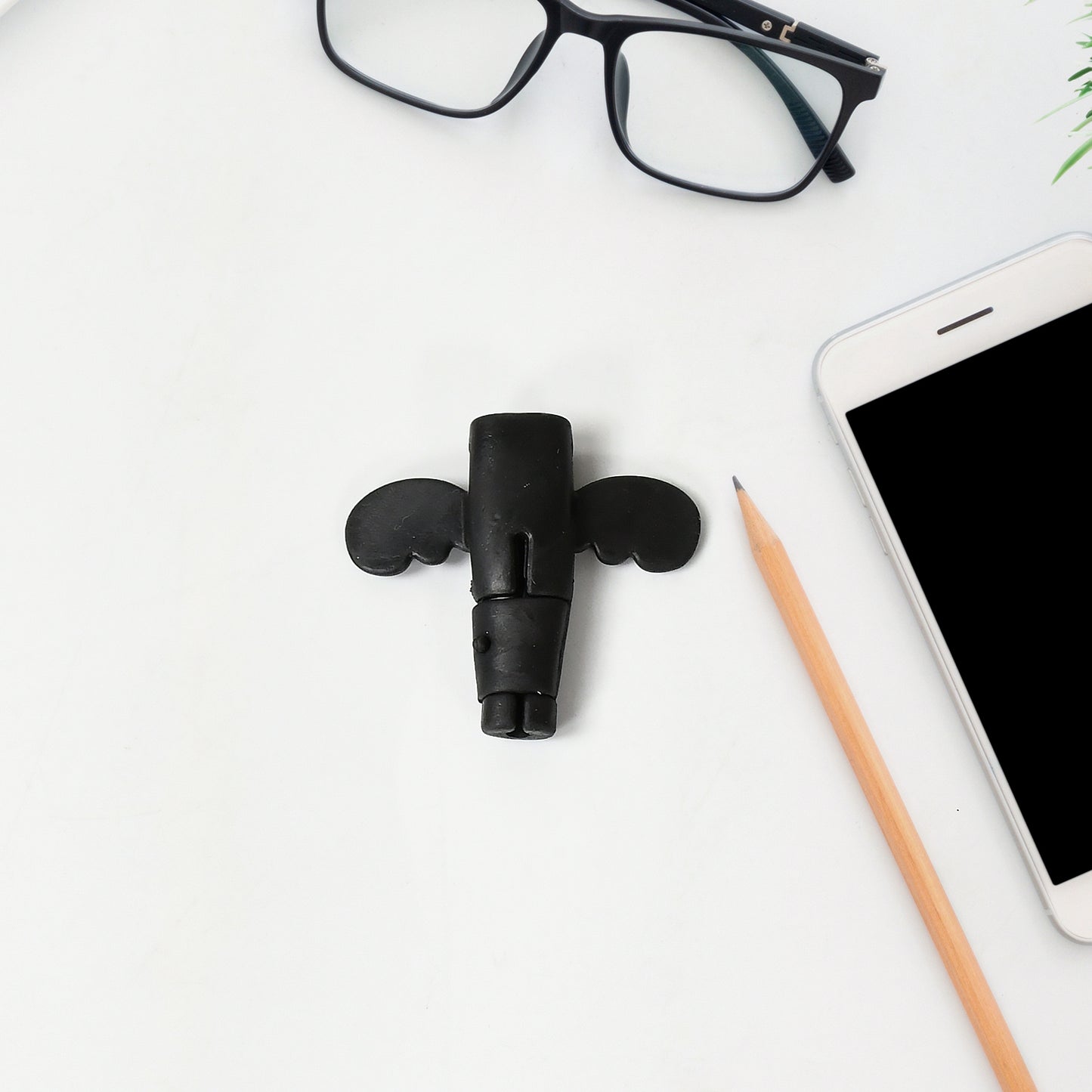 Wukusy silicone angel data cable protector and earphone cord saver for mobile phone and electronics accessories.