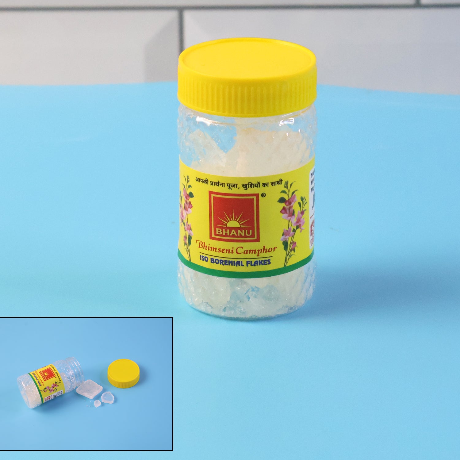 Wukusy Premium Bhimseni Camphor Iso Borneol flakes in a 20g package, showing clear translucent camphor flakes on a white background.
