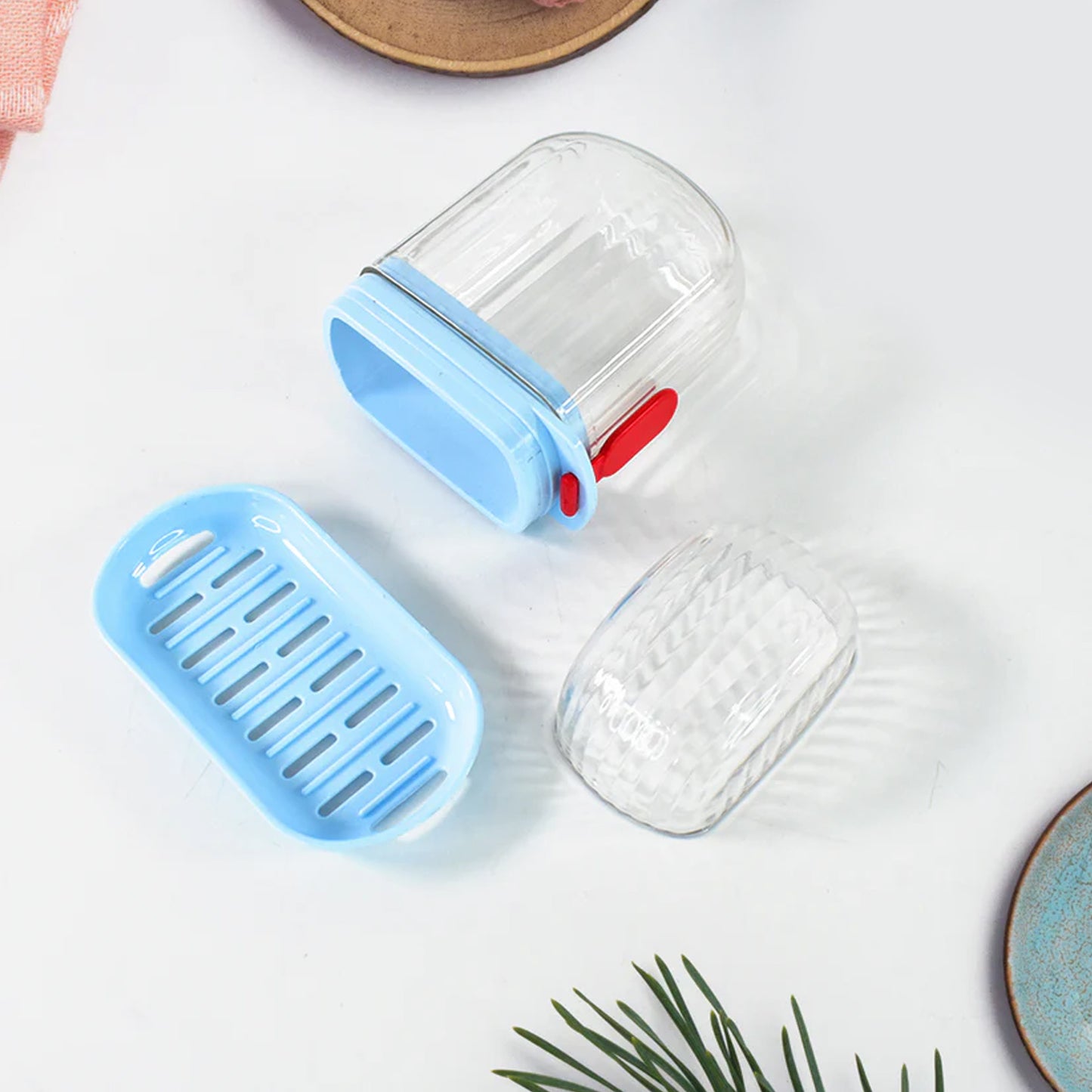 Wukusy multifunctional soap box with drain tray and lock clip, perfect for organizing soap in home and kitchen spaces.