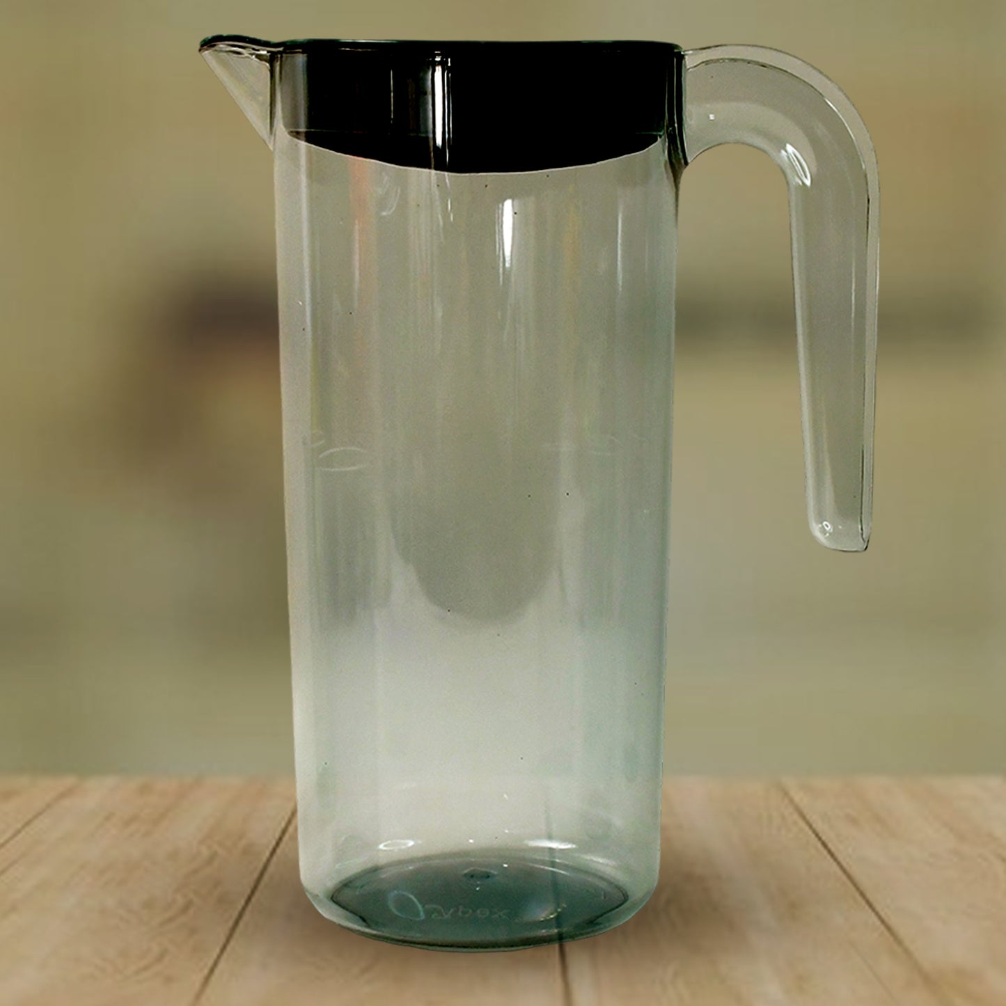 Set of four Wukusy Apex Crystal Premium glass jugs with lids, 1500ml and 300ml sizes, for beverages and storage.