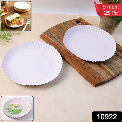 Wukusy Freshee 9-inch round compostable paper plates, 25-pack, ideal for eco-friendly home and kitchen dining.