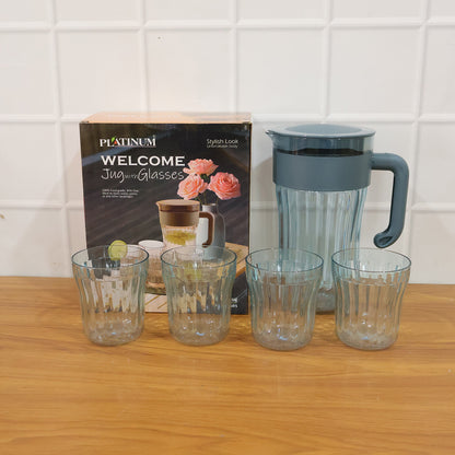 Wukusy multipurpose plastic water and juice serving jug with four matching glasses set, clear and lightweight for everyday use