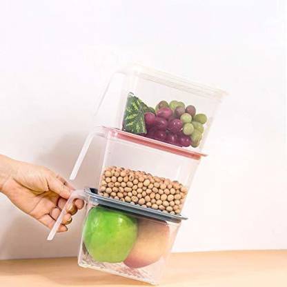 Set of six Wukusy 2454 Air Tight unbreakable 1100ml square kitchen storage containers, durable and large capacity for pantry organization