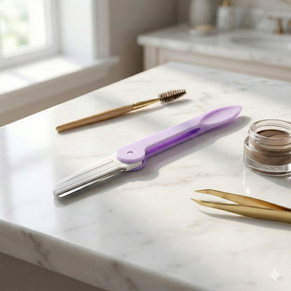 Wukusy eyebrow facial hair razor with three replaceable blades, shown with a close-up of the razor and blades for precise grooming.