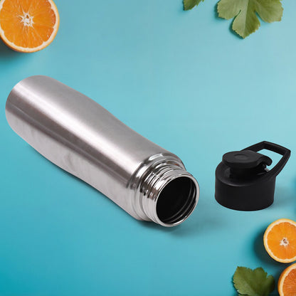 Wukusy stainless steel double wall vacuum-insulated water bottle, 1000 ml, with sleek silver finish and screw-top lid.