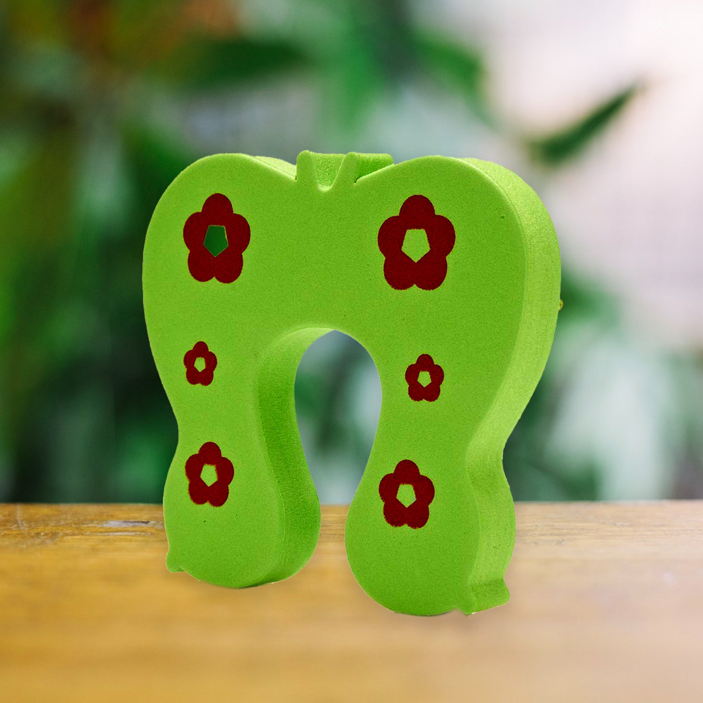 Cute animal-shaped child safety door stopper by Wukusy, designed to prevent door slamming and ensure baby safety.