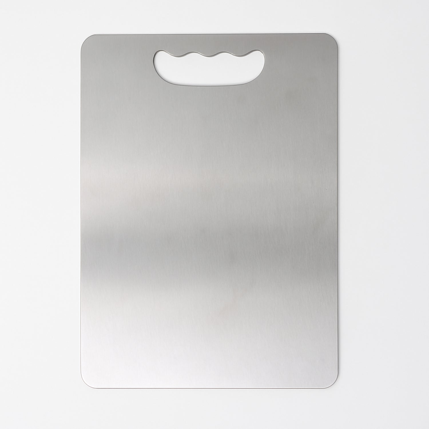 Wukusy Supermom Medium Stello stainless steel chopping board for kitchen prep with sleek, durable surface and modern design.