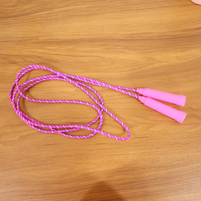 Kids and adults fitness skipping rope by Wukusy, showing a colorful jump rope ready for exercise use.