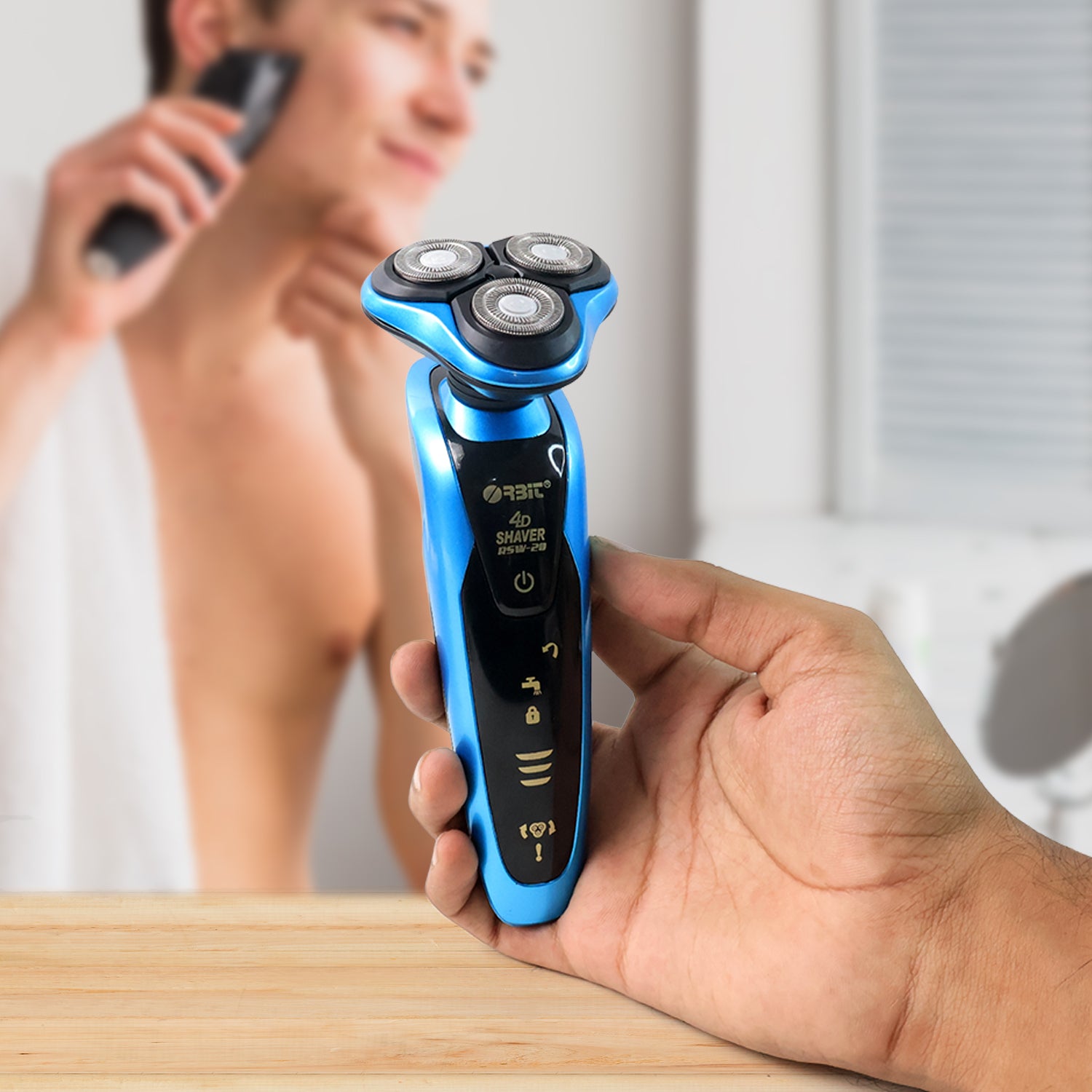 Wukusy Orbit 4D rechargeable electric shaver with multiple rotary blades for close, comfortable men's grooming.