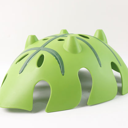 Leaf-shaped plastic fruit basket by Wukusy, featuring a green, leaf design perfect for holding fresh fruit and fruit display.