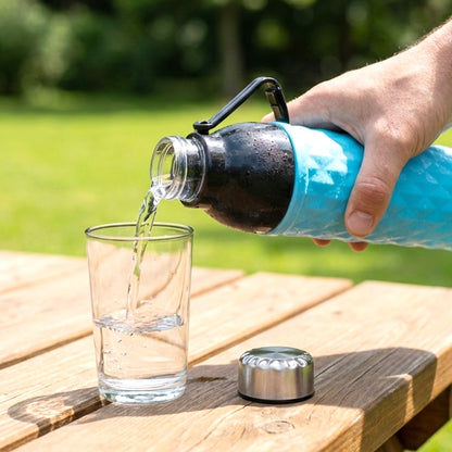 Wukusy plastic 1100ml diamond texture sports water bottle with secure lid and ergonomic design for active hydration.